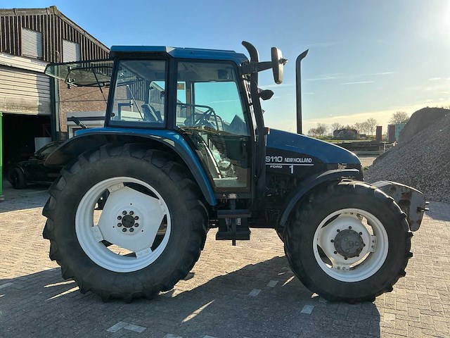 1999 new holland ts110 vierwielaangedreven landbouwtractor - afbeelding 40 van  43