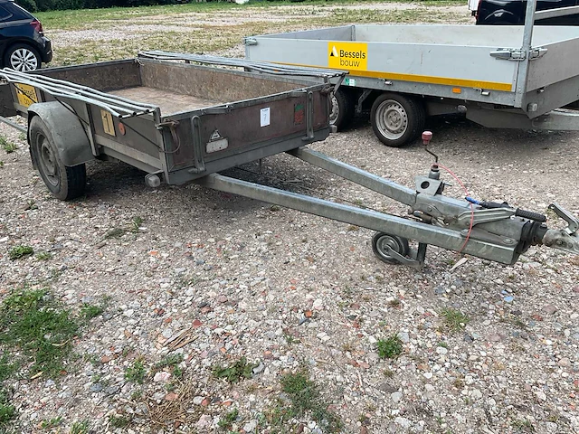 1999 pijnappel aanhangwagen - afbeelding 1 van  16