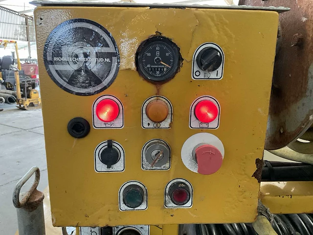 1999 rioned mobiele riool hogedrukreiniger - afbeelding 21 van  22