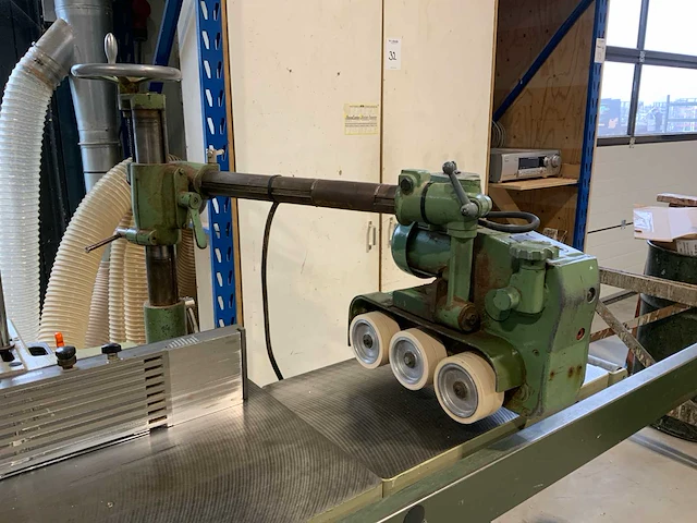 1999 scm t 130 n tafelfreesmachine - afbeelding 4 van  16