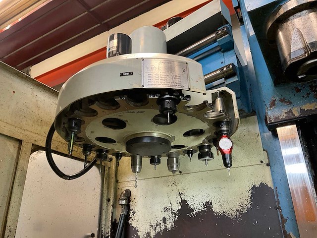 1999 supermax ycm-v65a cnc freesmachine - afbeelding 11 van  25