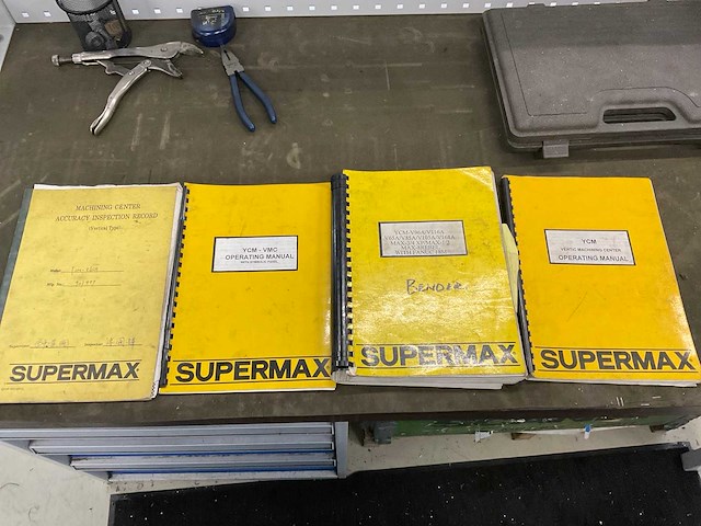 1999 supermax ycm-v65a cnc freesmachine - afbeelding 17 van  25