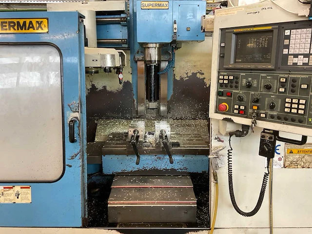1999 supermax ycm-v65a cnc freesmachine - afbeelding 7 van  25