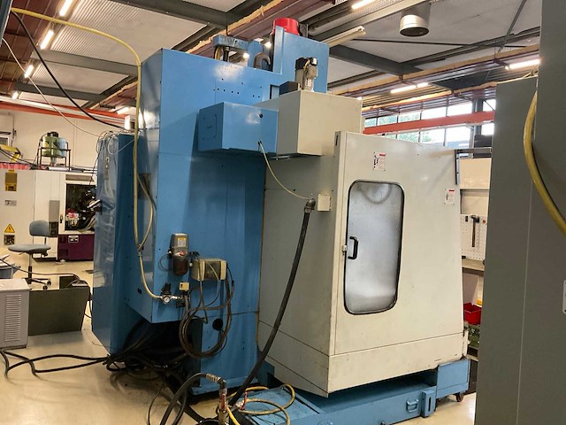 1999 supermax ycm-v65a cnc freesmachine - afbeelding 4 van  25