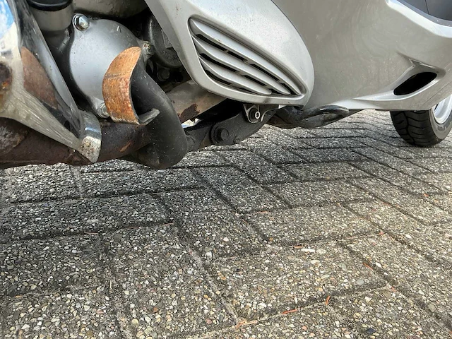 1999 suzuki scooter an 400 motorfiets - afbeelding 12 van  21