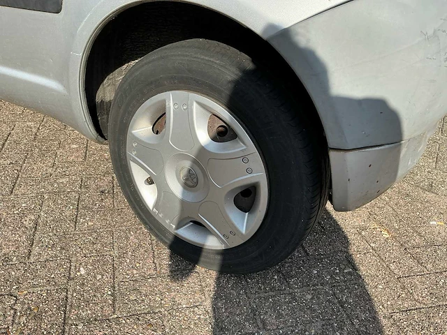1999 toyota yaris personenauto - afbeelding 10 van  27