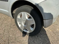 1999 toyota yaris personenauto - afbeelding 10 van  27