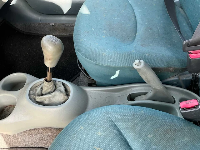 1999 toyota yaris personenauto - afbeelding 17 van  27