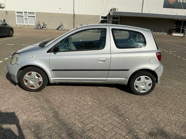 1999 toyota yaris personenauto - afbeelding 8 van  27