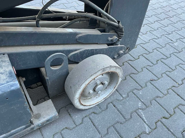 1999 upright 101000-011 hoogwerker - afbeelding 6 van  21