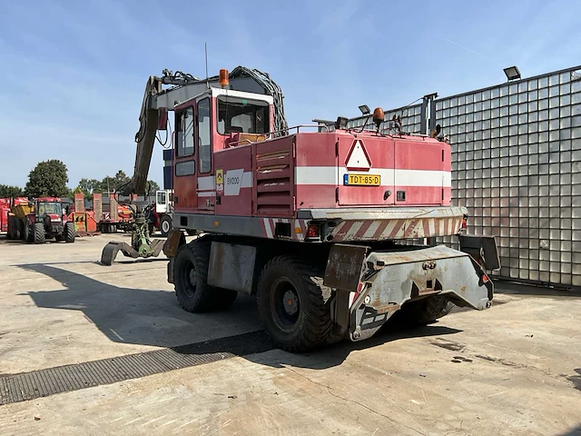 1999 volvo/akkerman ew200 banden graafmachine - afbeelding 34 van  40