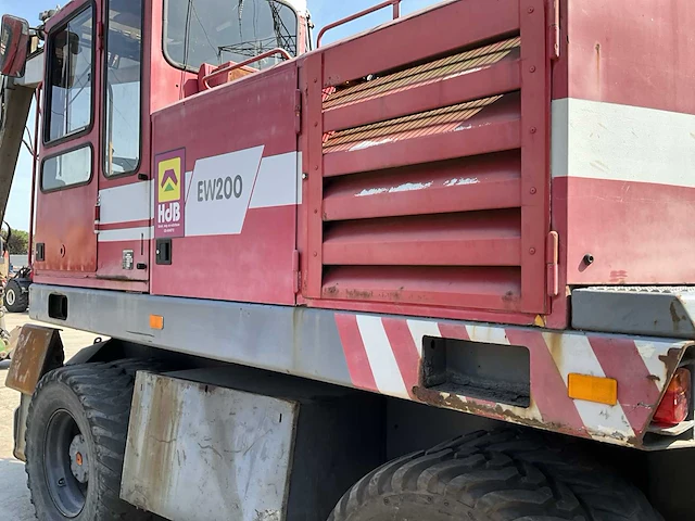 1999 volvo/akkerman ew200 banden graafmachine - afbeelding 38 van  40