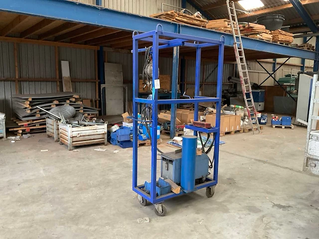 1999 wisent sc-14 mobiele ponsmachine - afbeelding 4 van  10