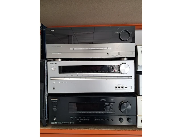 19x audio o.a. akai, denon, onkyo, harman/kardon, sonos en jbl, zwart - afbeelding 6 van  12