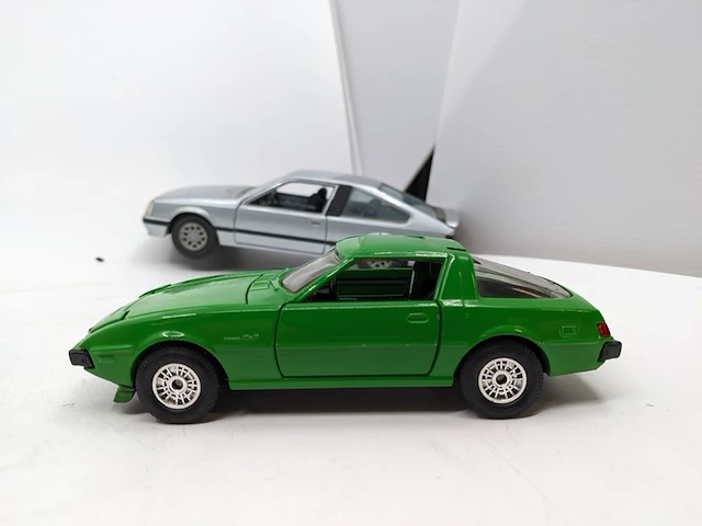 19x miniatuur o.a. dinky toys, yonezawa toys, gama - afbeelding 17 van  23