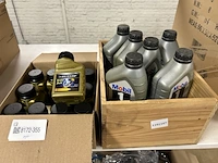 19x motorolie en remvloeistof w.o. mobil1, dunlop - afbeelding 1 van  4