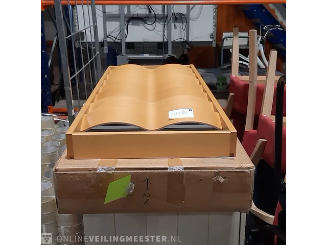 19x vergaderstoel, 1x verrijdbare kast en folderrek - afbeelding 8 van  12