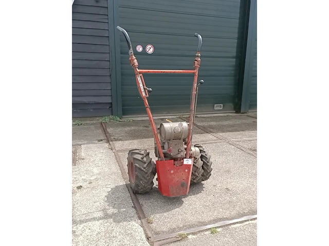 1assige tractor, bucher, m300 - afbeelding 5 van  12
