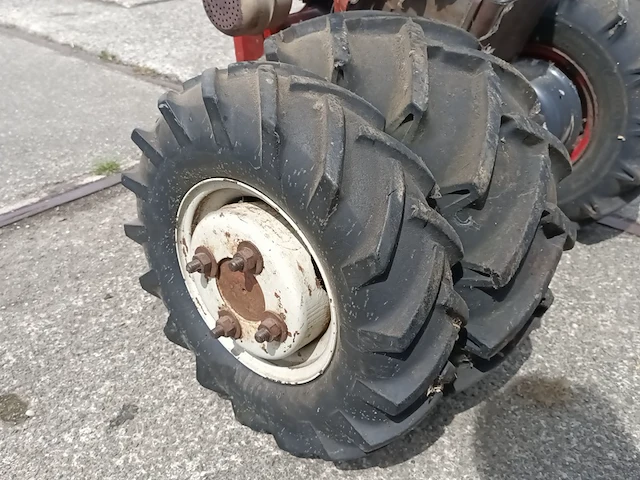 1assige tractor, bucher, m300 - afbeelding 11 van  12