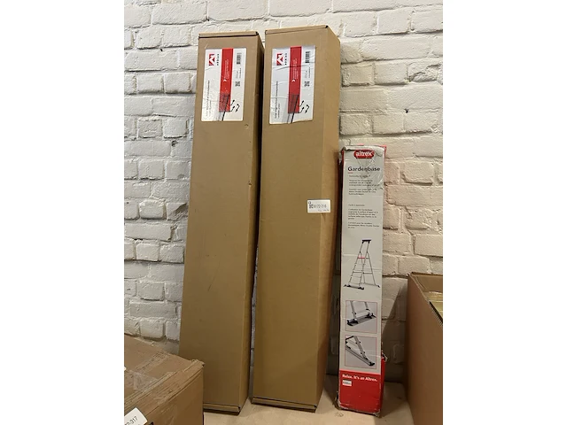 1x altrex gardenbase voor trap, 2x ubbink solar vogelschroot ubbink - afbeelding 1 van  5
