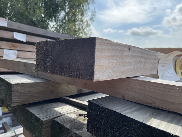 1x douglas planken fijnbezaagd, 75x200mm, lengte 400cm - afbeelding 3 van  3