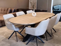 1x rond / ovaal tafel eiken - verjongde rand - 160x100 cm - massief eiken - spinpoot klein metaal 5x10 - afbeelding 2 van  5