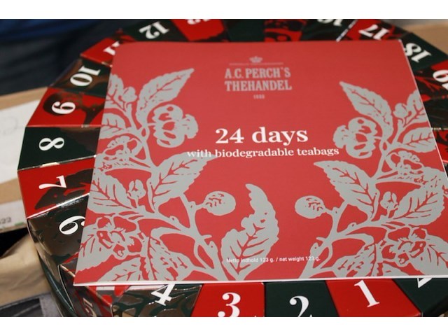 1x thee adventcalender in luxe verpakking en tas - afbeelding 8 van  9