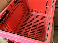 2 boodschappenmandjes gebruikt