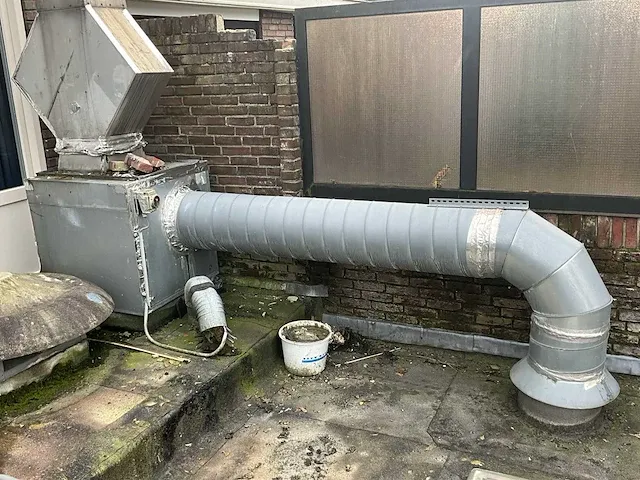 2 diverse gekoppelde rvs dampkappen - afbeelding 2 van  13