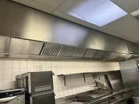 2 diverse gekoppelde rvs dampkappen - afbeelding 6 van  13