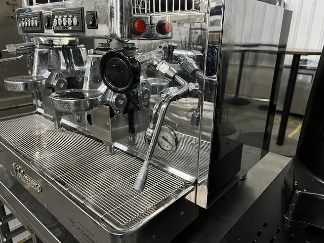 2-groeps espressomachine vibiemme - afbeelding 5 van  7