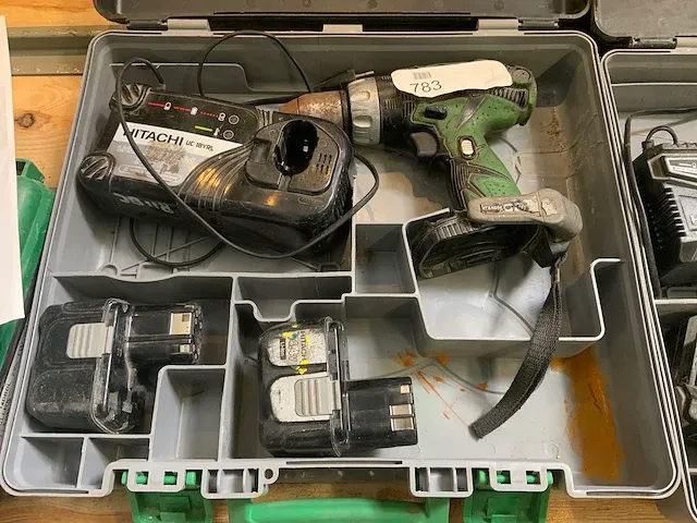 2 hitachi ds 14 dbl 2 boormachines - afbeelding 2 van  3