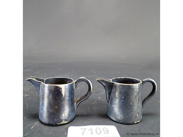 2 hollandia plate roomkannetjes - afbeelding 1 van  3