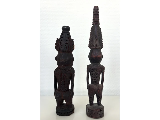 2 houten sepik beeldjes, papoea nieuw guinea, te dateren midden 20e eeuw - afbeelding 3 van  7