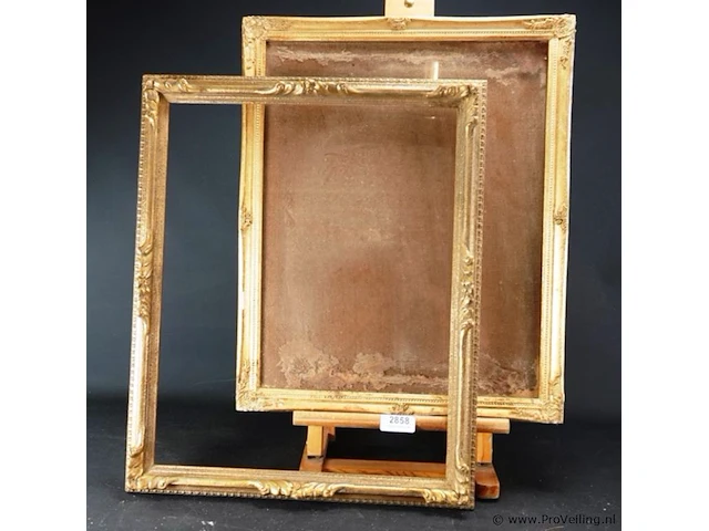 2 klassieke schilderijlijsten binnenmaat 50x40,5cm - afbeelding 1 van  5