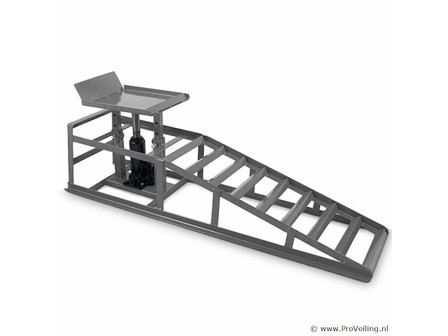 2 oprijplaten in hoogte verstelbaar met ingebouwde hydraulische krik max. 2000kg - afbeelding 3 van  4