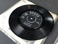 2 singels rolling stones in hoesjes - afbeelding 4 van  5