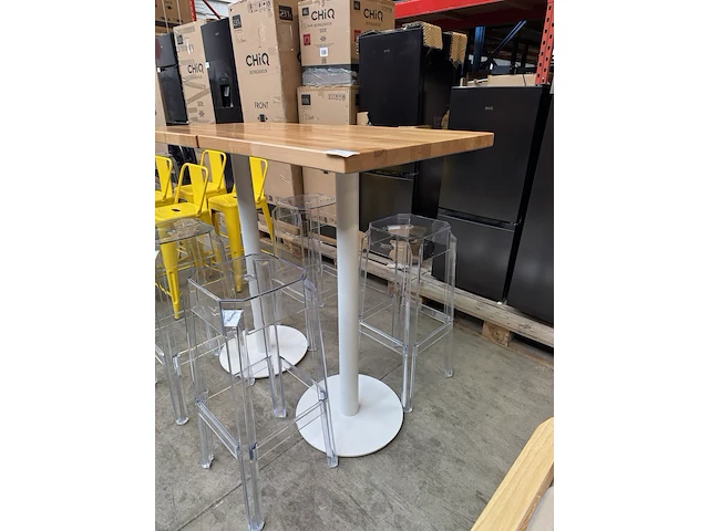 2 statafel met 4x design kruk - afbeelding 8 van  8
