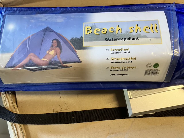 2 strandtent waterafstotend - afbeelding 1 van  5