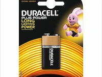 2 verpakkingen duracel 9v batterijen - afbeelding 1 van  3