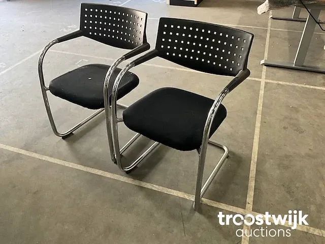 2 vitra vergader stoelen - afbeelding 2 van  3