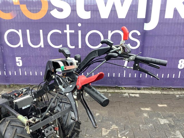 2-wielige tractor/trekker - afbeelding 4 van  14