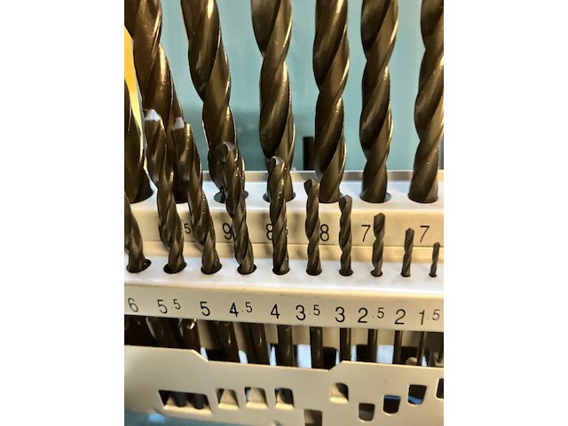 2 x borenset metaal rolgewalst in blauw metalen doosje professionele kwaliteit - afbeelding 4 van  9