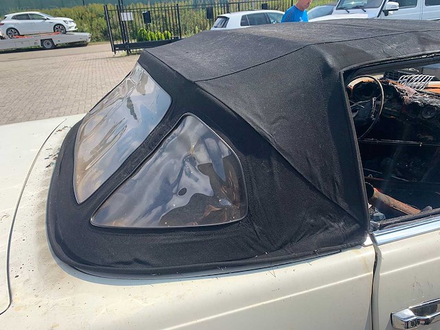 2 x mercedes-benz - 1972 - 350 sl + 1 voor onderdelen - cabrio - afbeelding 24 van  36