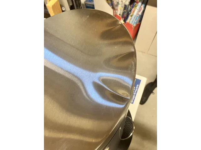 2 x pedaalemmer 20 liter met binnenemmer. in beide emmers zitten een paar dutjes. - afbeelding 3 van  11