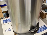 2 x pedaalemmer 20 liter met binnenemmer. in beide emmers zitten een paar dutjes. - afbeelding 7 van  11