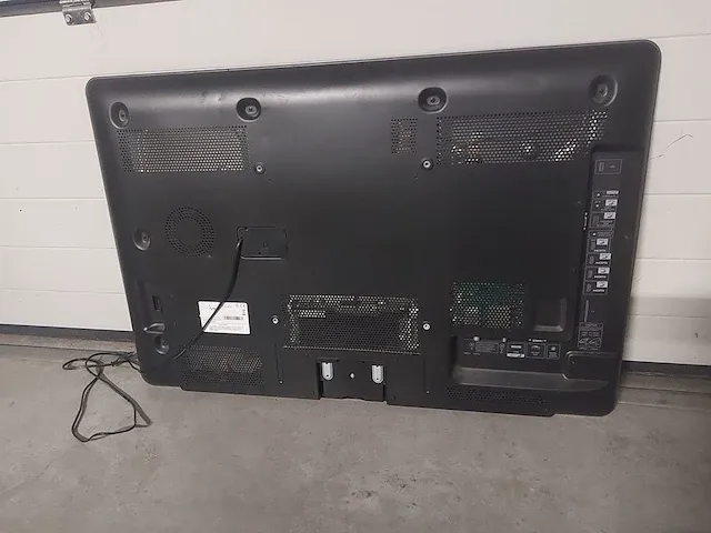 2 x refurbished sharp lc-40lx812e - afbeelding 2 van  5
