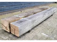 2 x rustieke eiken palen 200 x 200mm , lengte 220cm