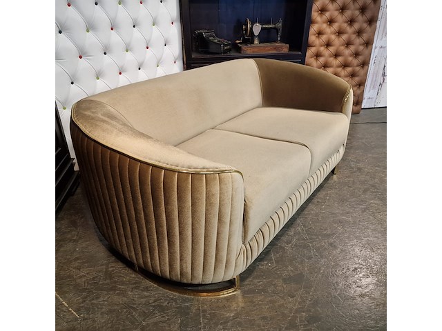 2-zits bank chesterfield, cessnock, bruin - afbeelding 4 van  4