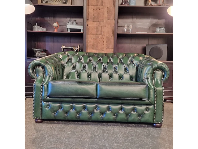 2-zits bank chesterfield, charlston , groen - afbeelding 1 van  5